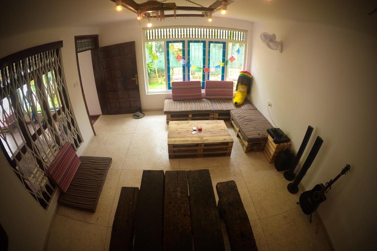 Groove House Hostelsコロンボ エクステリア 写真